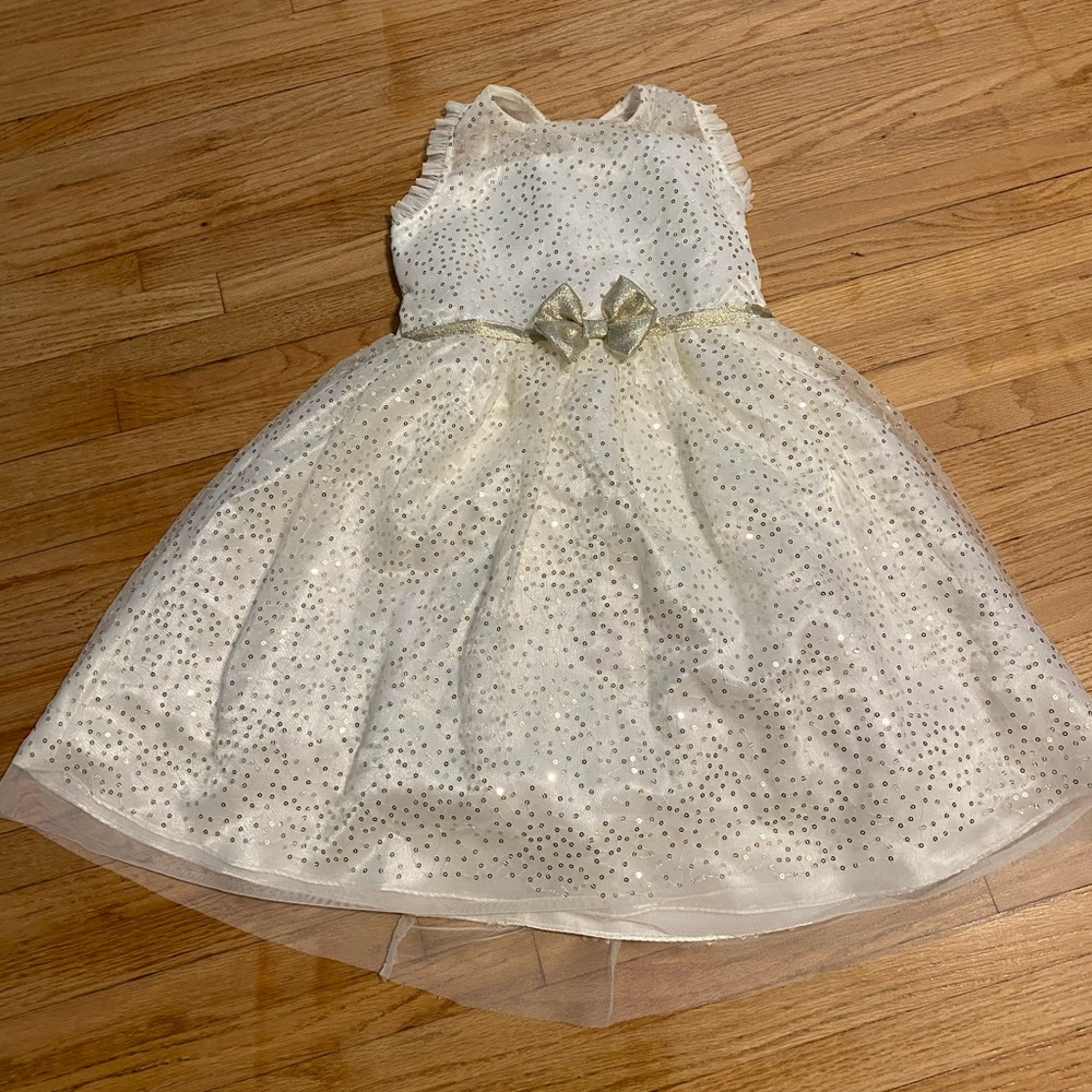 Jona Michelle White & Gold Girls Dress Size 6 Sleeveless